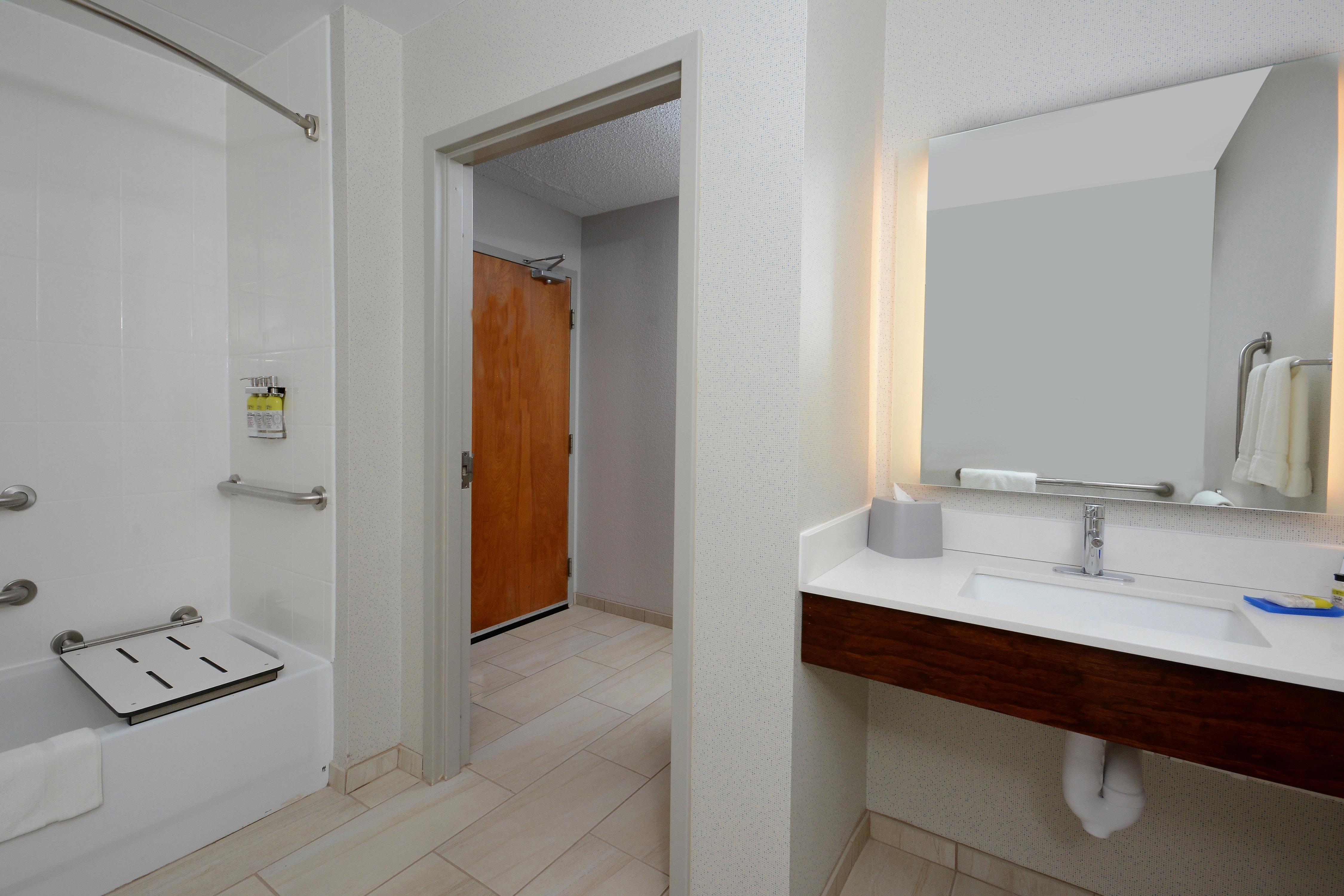 Holiday Inn Express Danville By Ihg Exterior foto