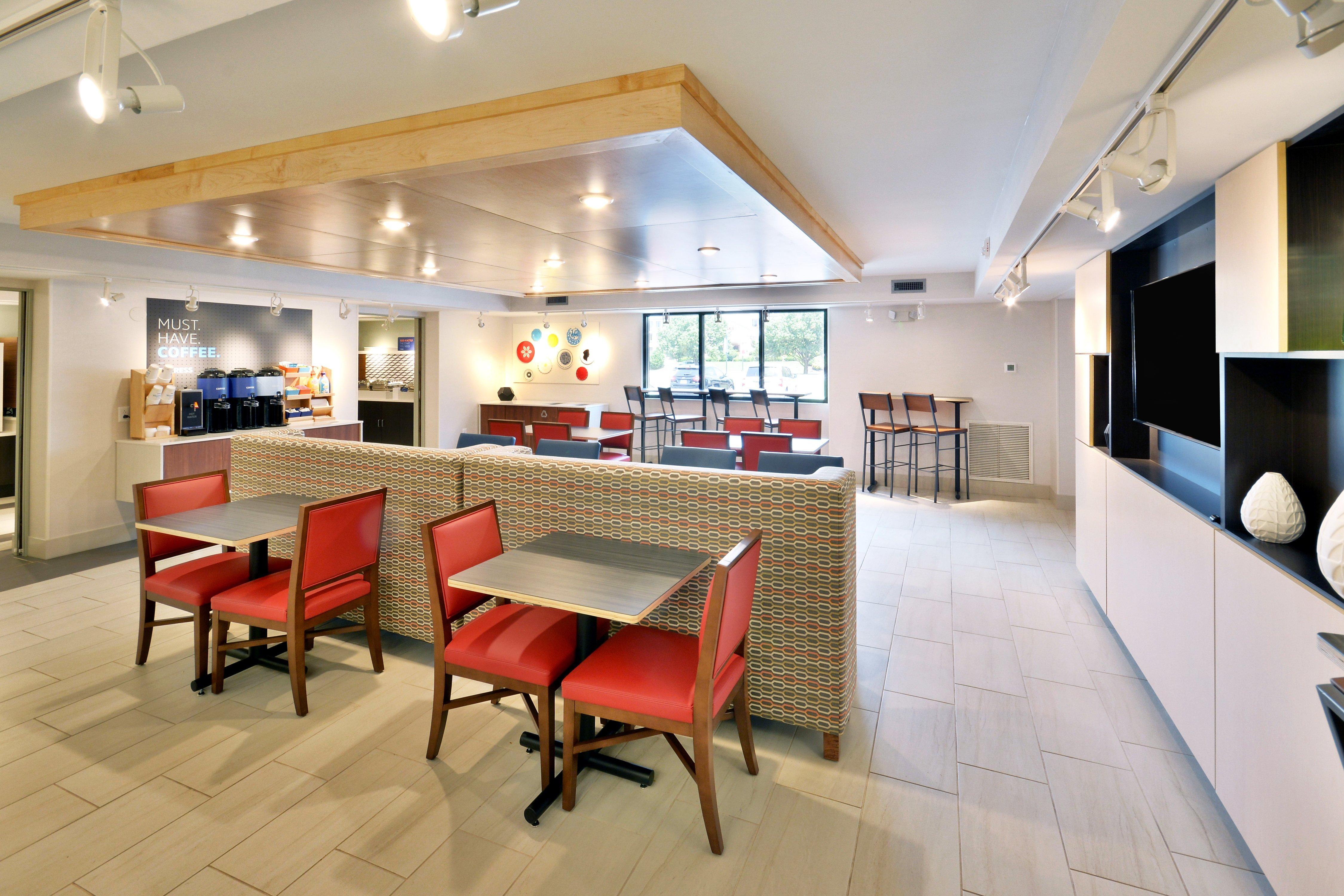 Holiday Inn Express Danville By Ihg Exterior foto
