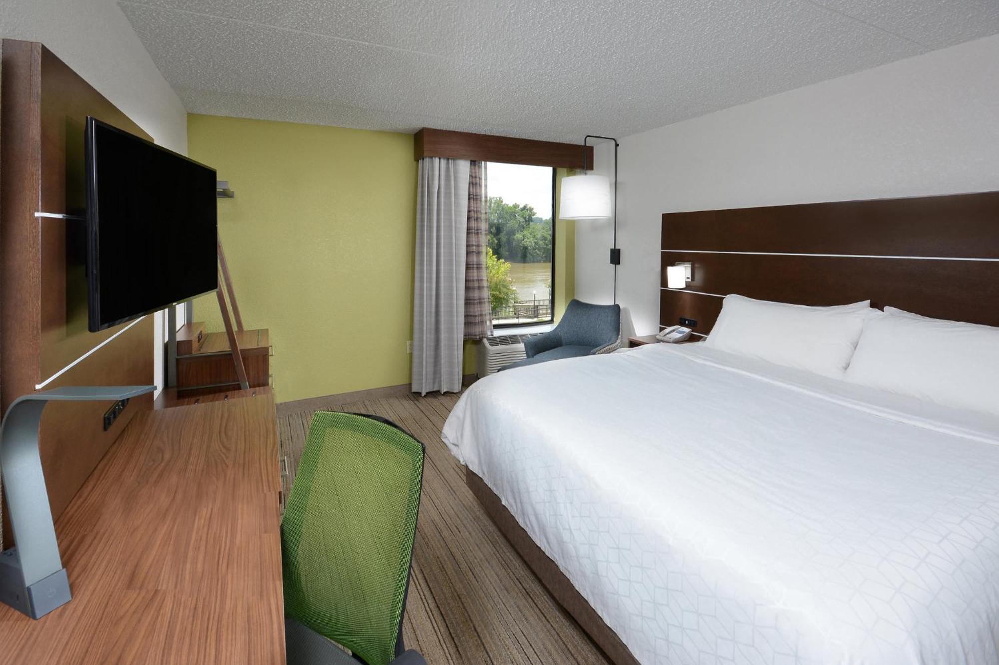 Holiday Inn Express Danville By Ihg Exterior foto
